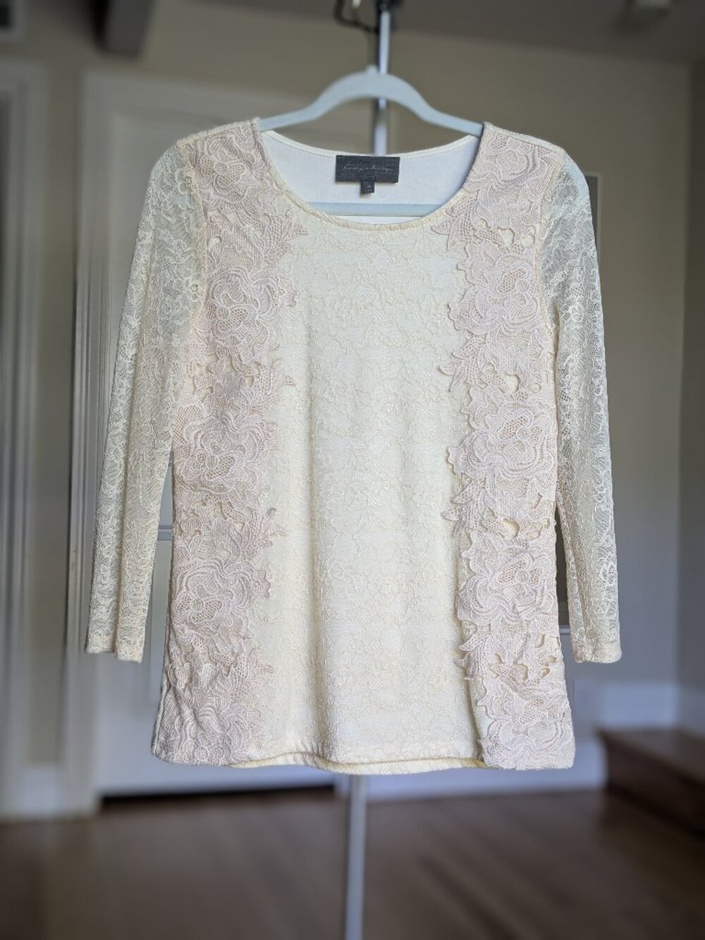Sunday in Brooklyn Lace Lined Top Sz M